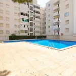 Uhc Anagabu Family Complex Lejlighed