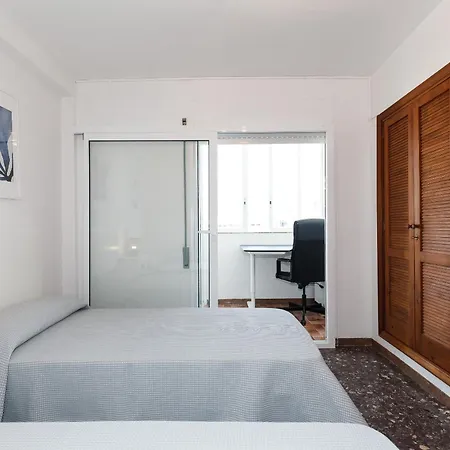 Uhc Anagabu Family Complex Apartment