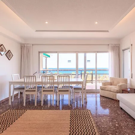Uhc Anagabu Family Complex Apartment