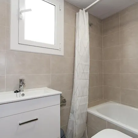 Appartement Uhc Anagabu Family Complex *