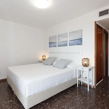 Uhc Anagabu Family Complex Appartement