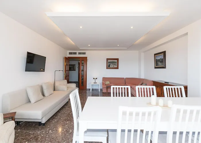 Uhc Anagabu Family Complex Apartment Salou