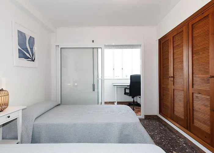 Uhc Anagabu Family Complex Apartment