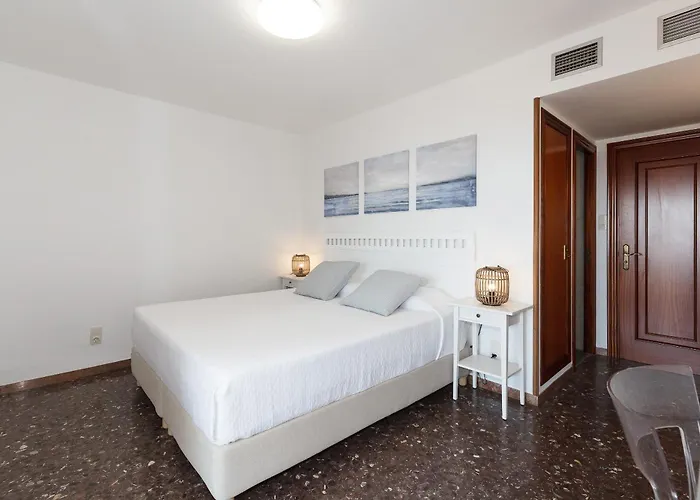 Uhc Anagabu Family Complex Апартаменты